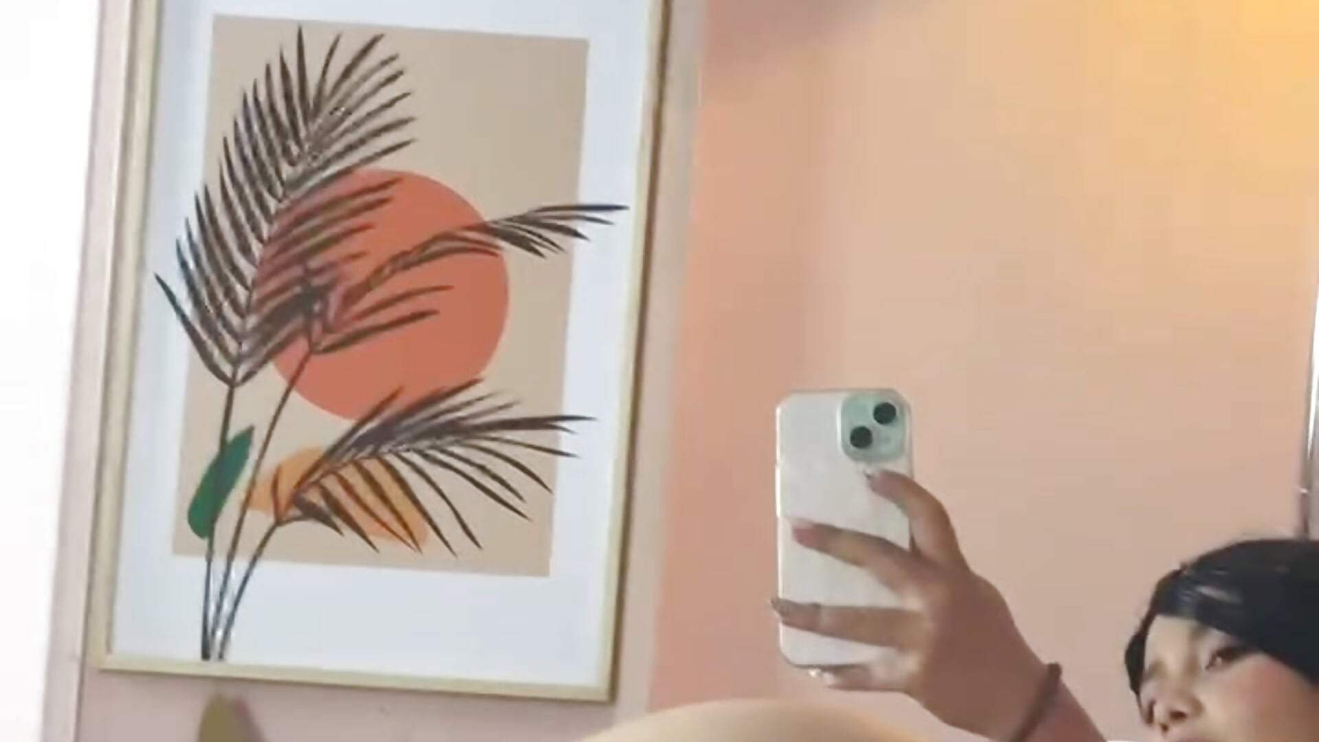 Do you want to accompany me to my bed? 🤭 – video af Rosie_Jones_ cam-model