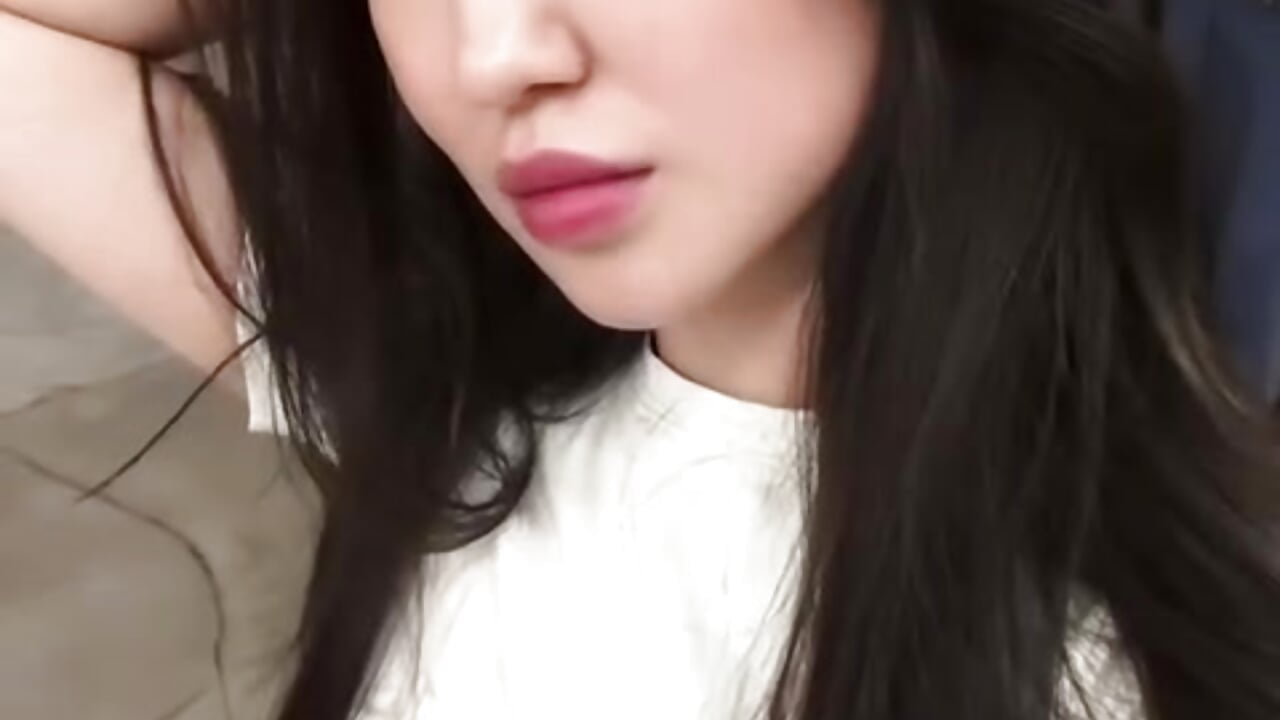 Selfing haha - video by AkiSway cam model