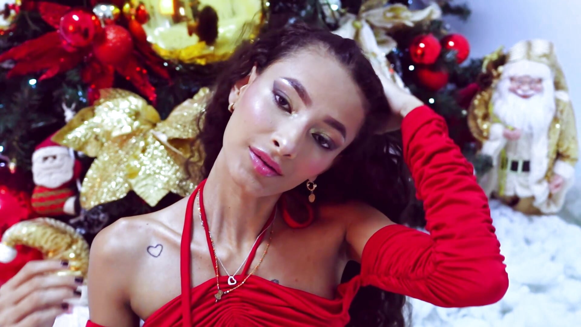 Dream with me and imagine the richest – video modela na kameri AdharaCruzz_