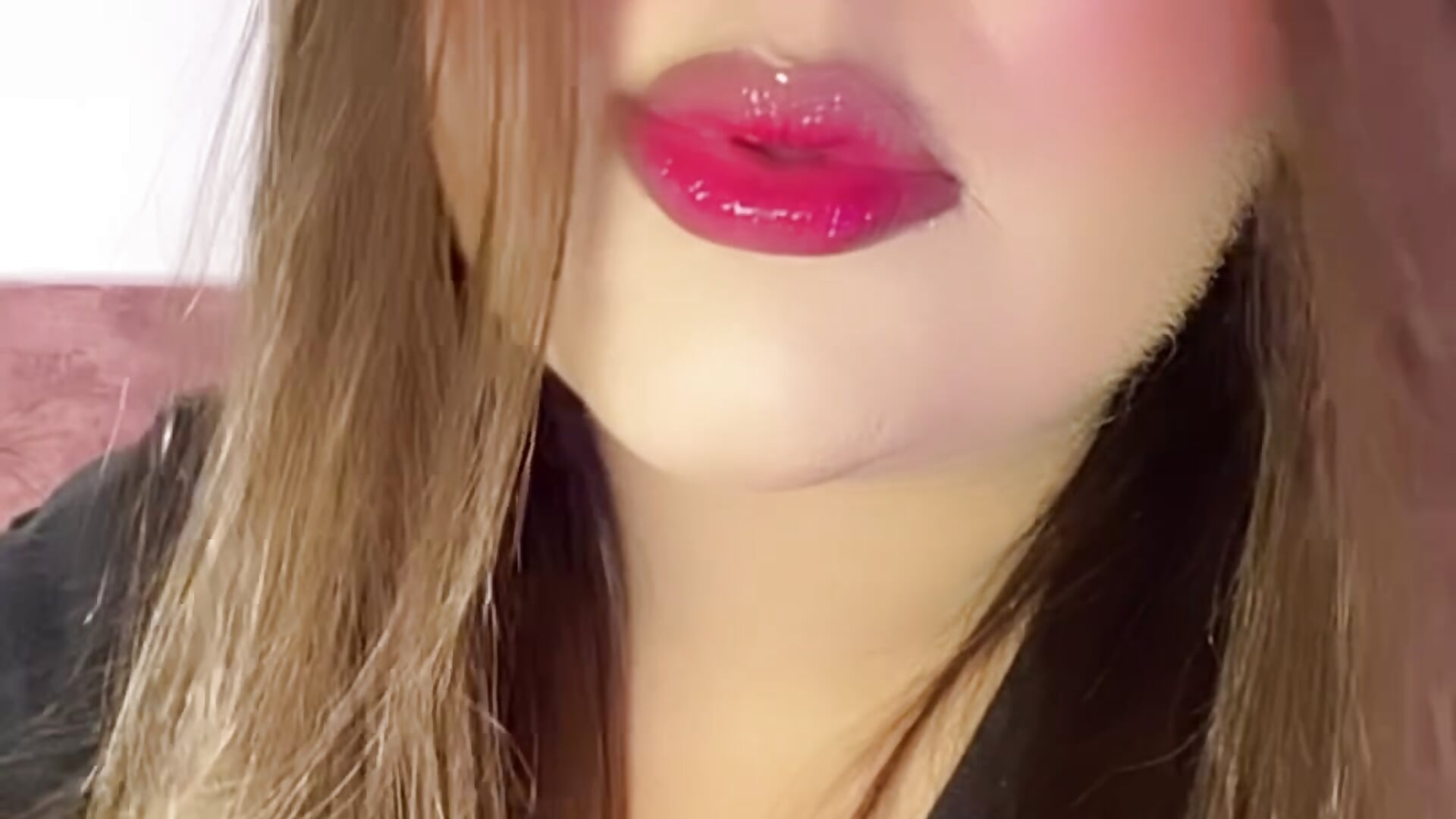 CUTE FACE AND SEXY EYES🏹💋 - vídeo de la modelo de cam laurengarciaa