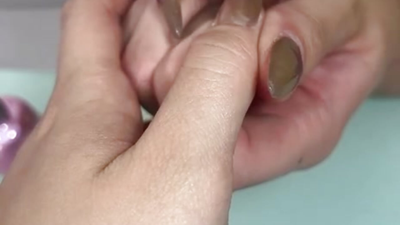 fixing my beautiful nails - video by Caandace cam model