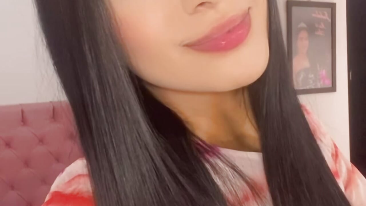 profile-intro-video-1774048034 – video od webkamerové modelky ZoeBarlove