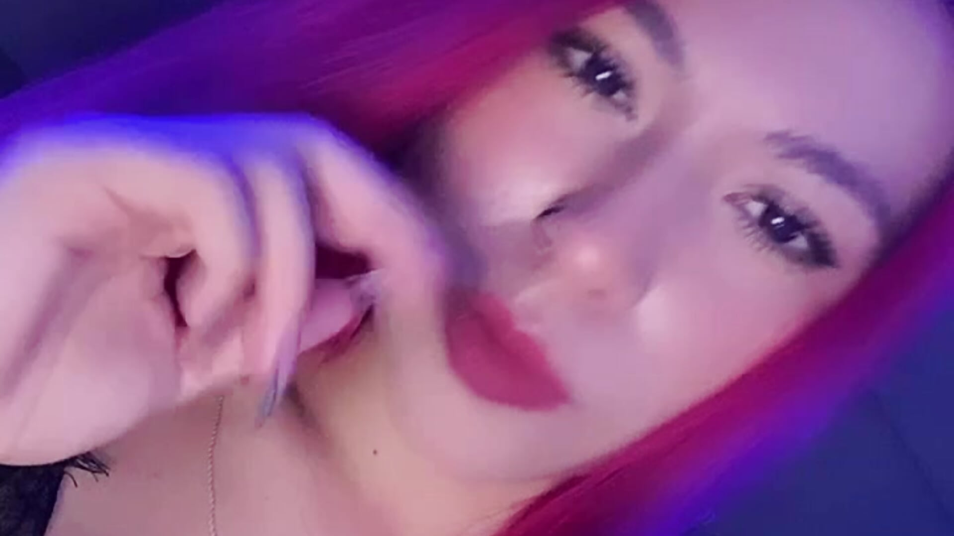 Hi , im new here 🩶 - video van Scarlett-fire cam-model