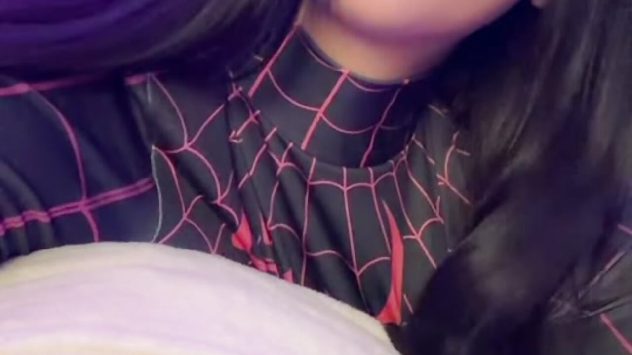 :))) - video by ghaydaa_jamil cam model