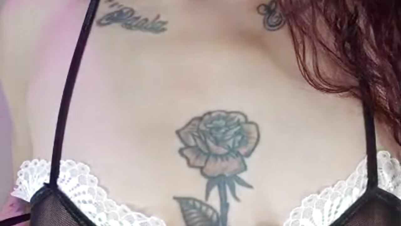 curves that innotize 🥵🫦 - video oleh model kamera Kendallrogers1