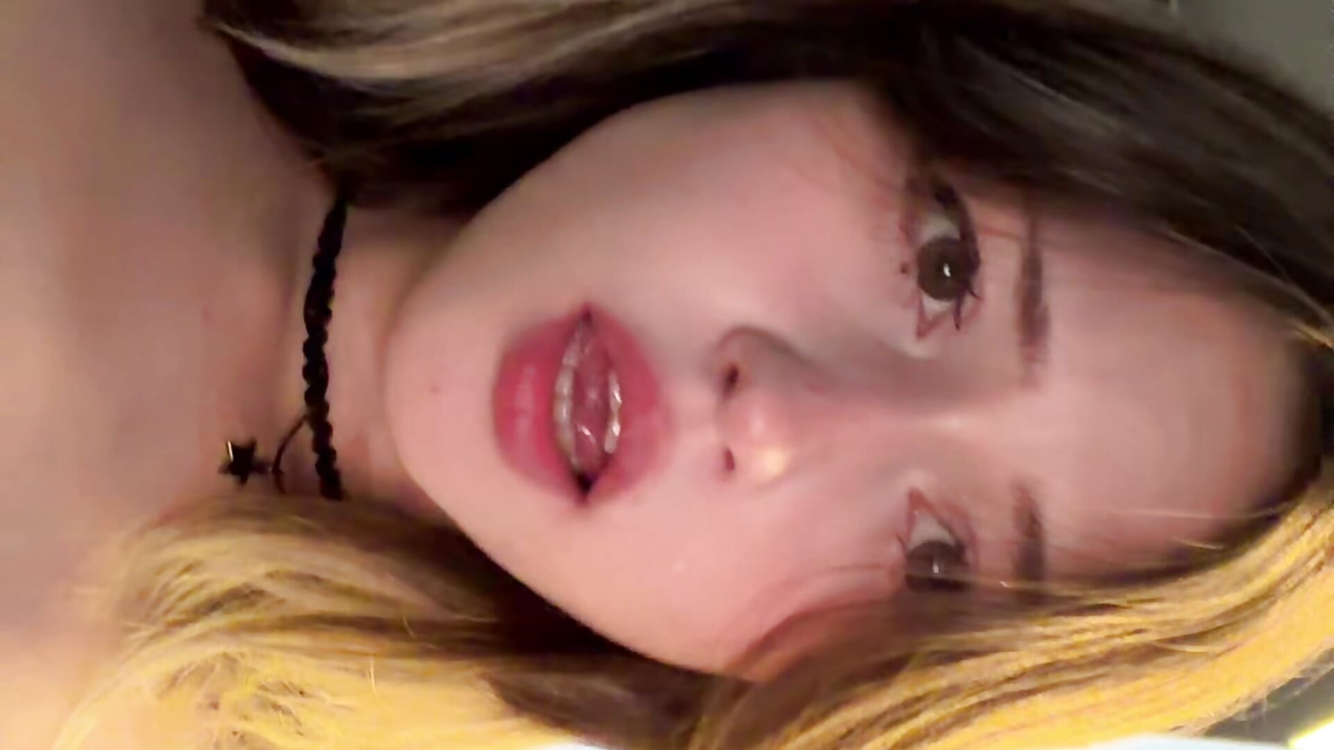 💛 - video di Beloved_Mary modella di cam
