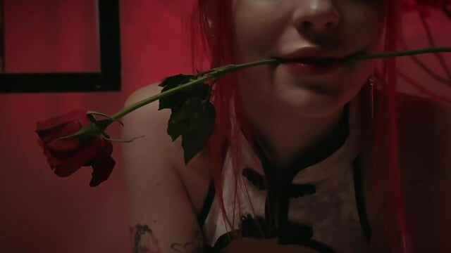 red vibes💋 - video by cyberl0ve_ cam model