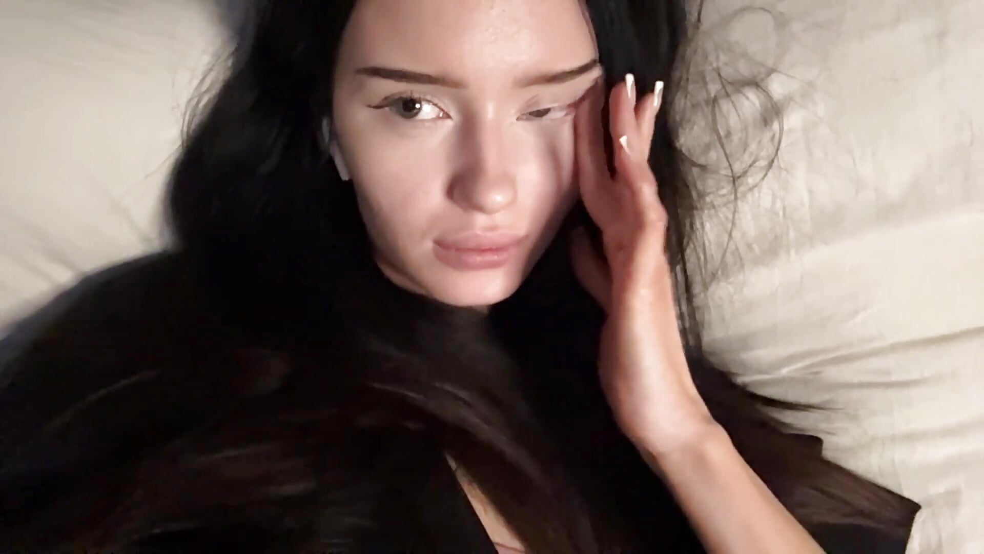 my beautiful eyes - video by MoranaNoir