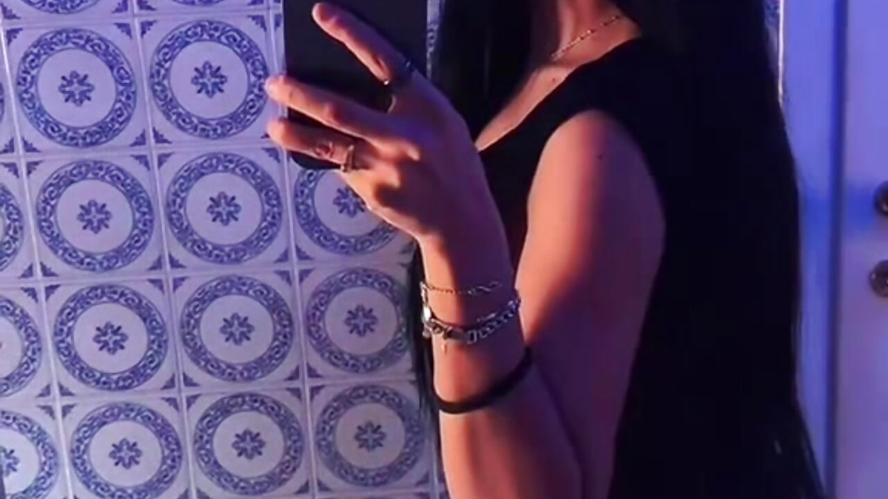 🫣 - vidéo du modèle de showcams anamaria04