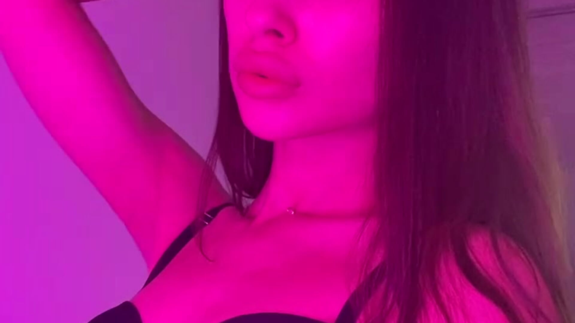 Sweet - yourameliaa 캠 모델의 동영상