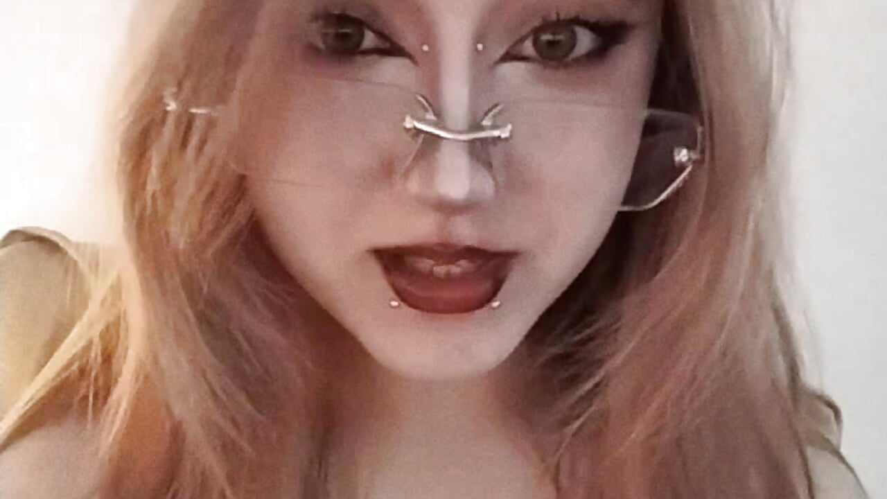 my heartbeat <33 – video modela na kameri CucKuhta