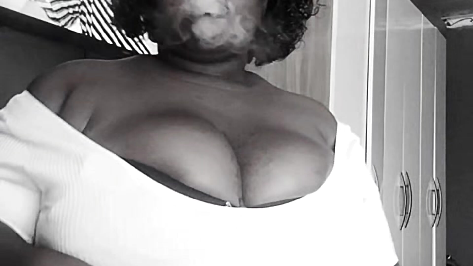 1000157362.mp4 - video by CyanBitch cam model