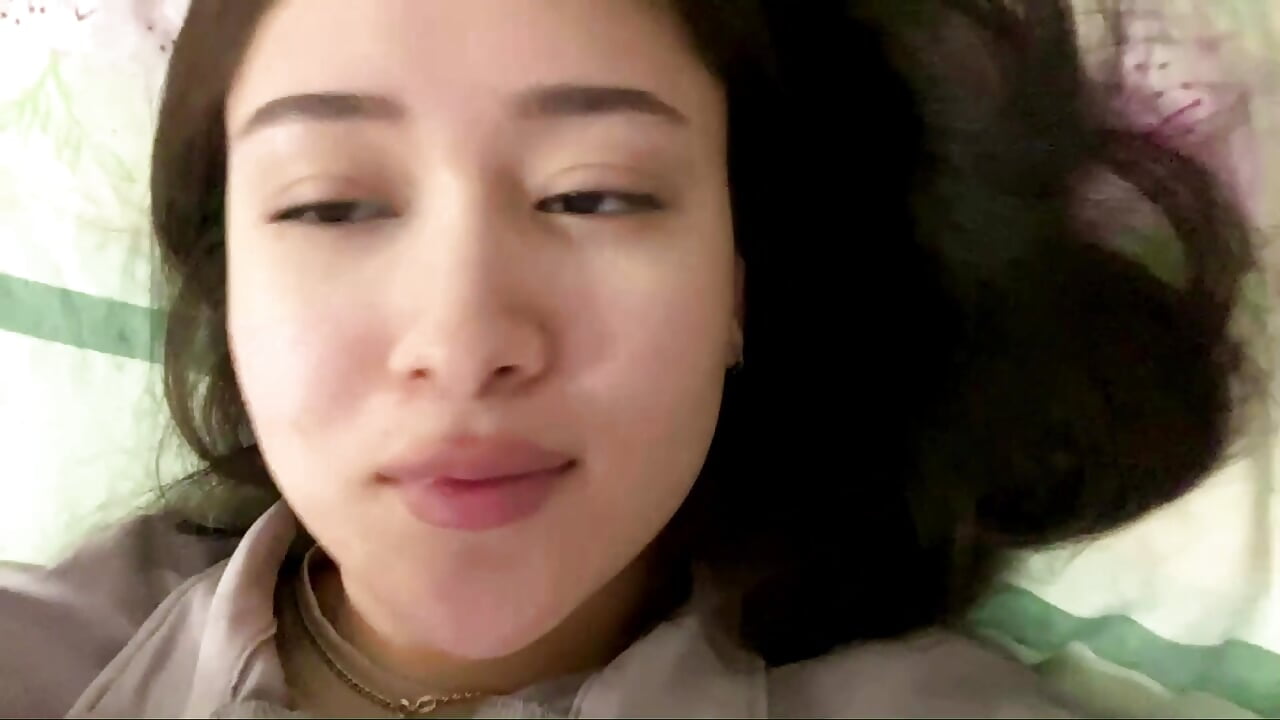 hello — filmik YourMiIa, modela(-lki) na kamerkach