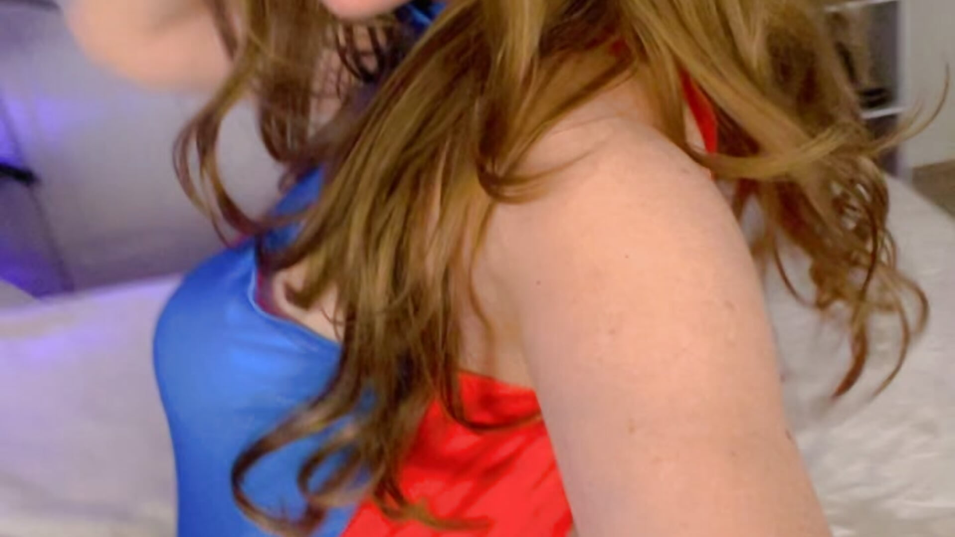 Wonder Womannn - video oleh polly_peach kamera model