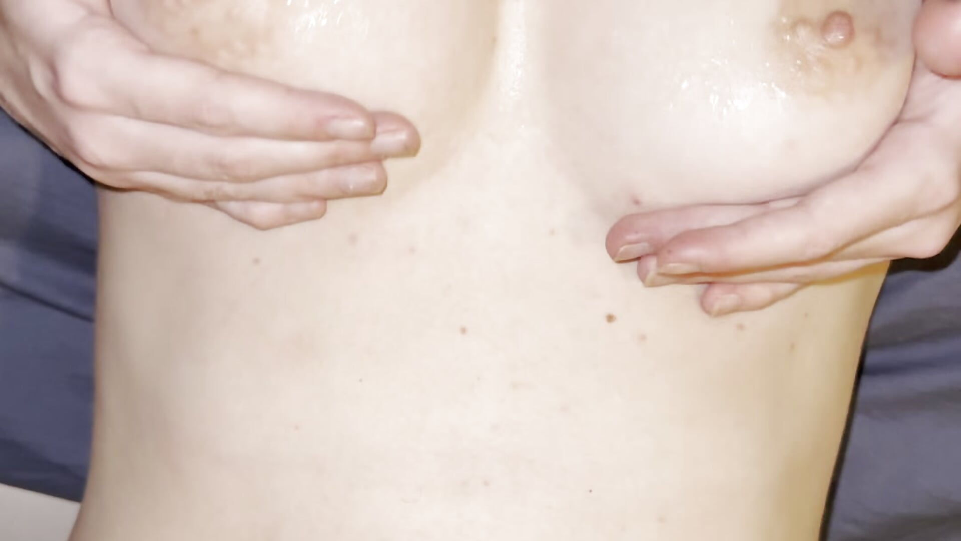 showing off cum on natural jiggly boobs - video av ancouple90s cam model