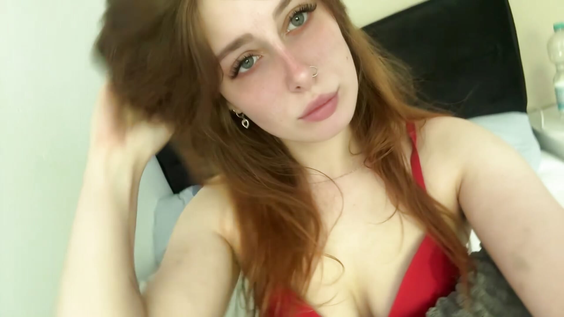 Hiiiii☺️ - video by Johanna420