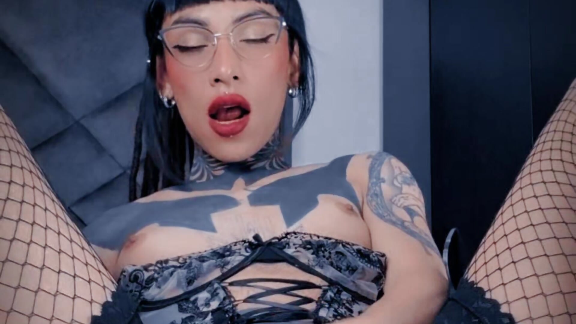 5 - video by Mia_Goth cam model