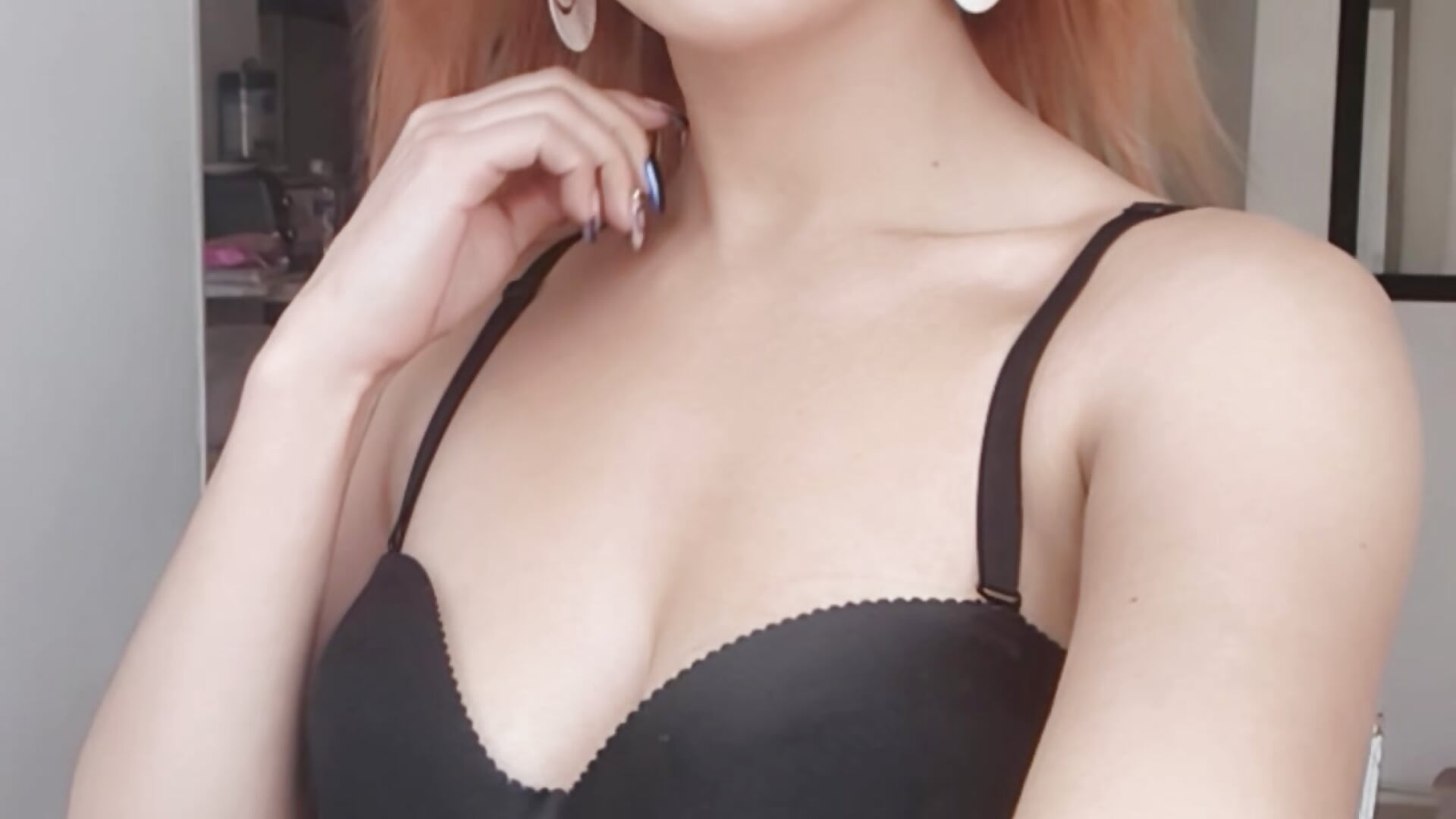 Hey guys, I hope you have fun with me－カメラキャストのEmma_Reyesの動画