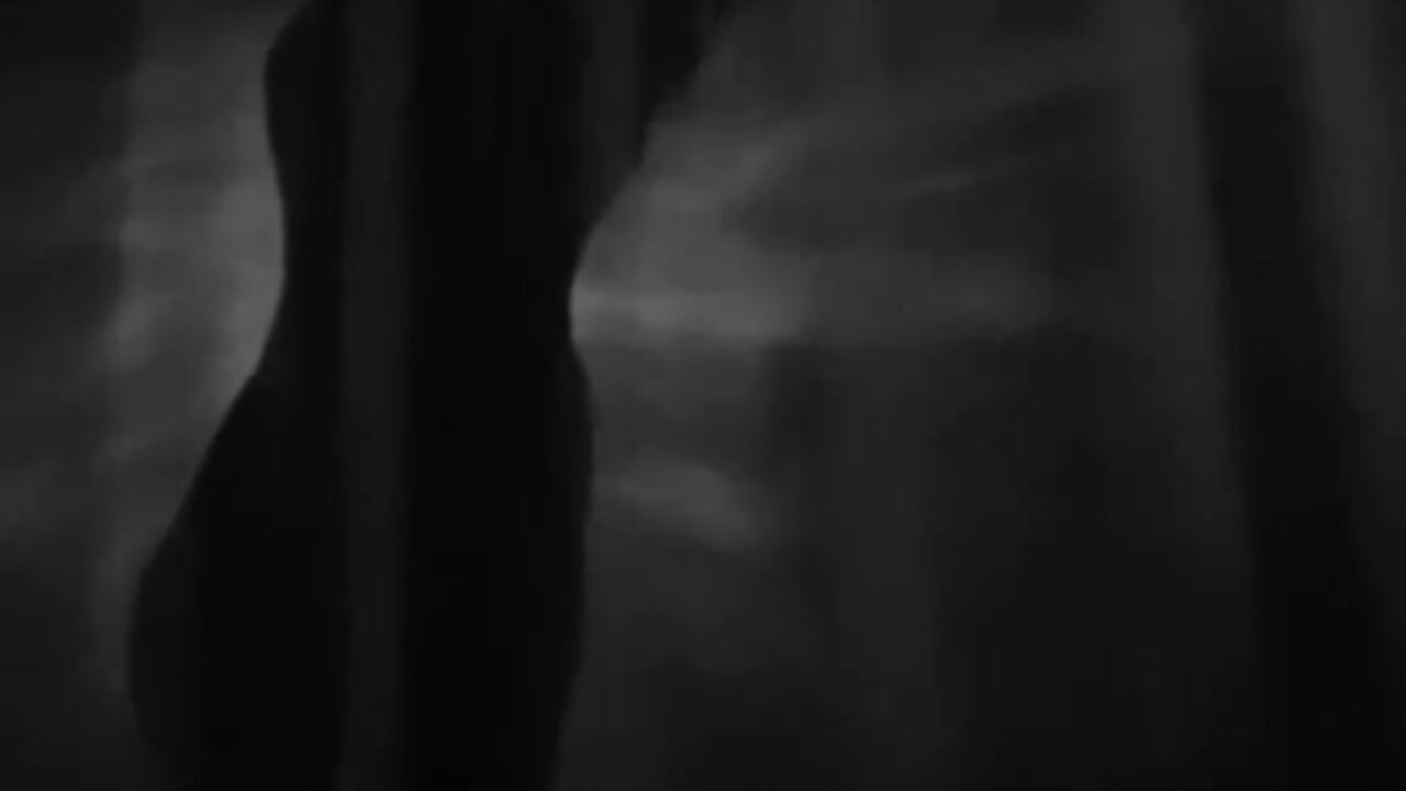 Black to Black - video by A_DreE cam model