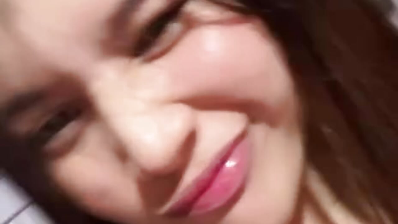 IMG_6375 - video oleh CharlaKitto kamera model