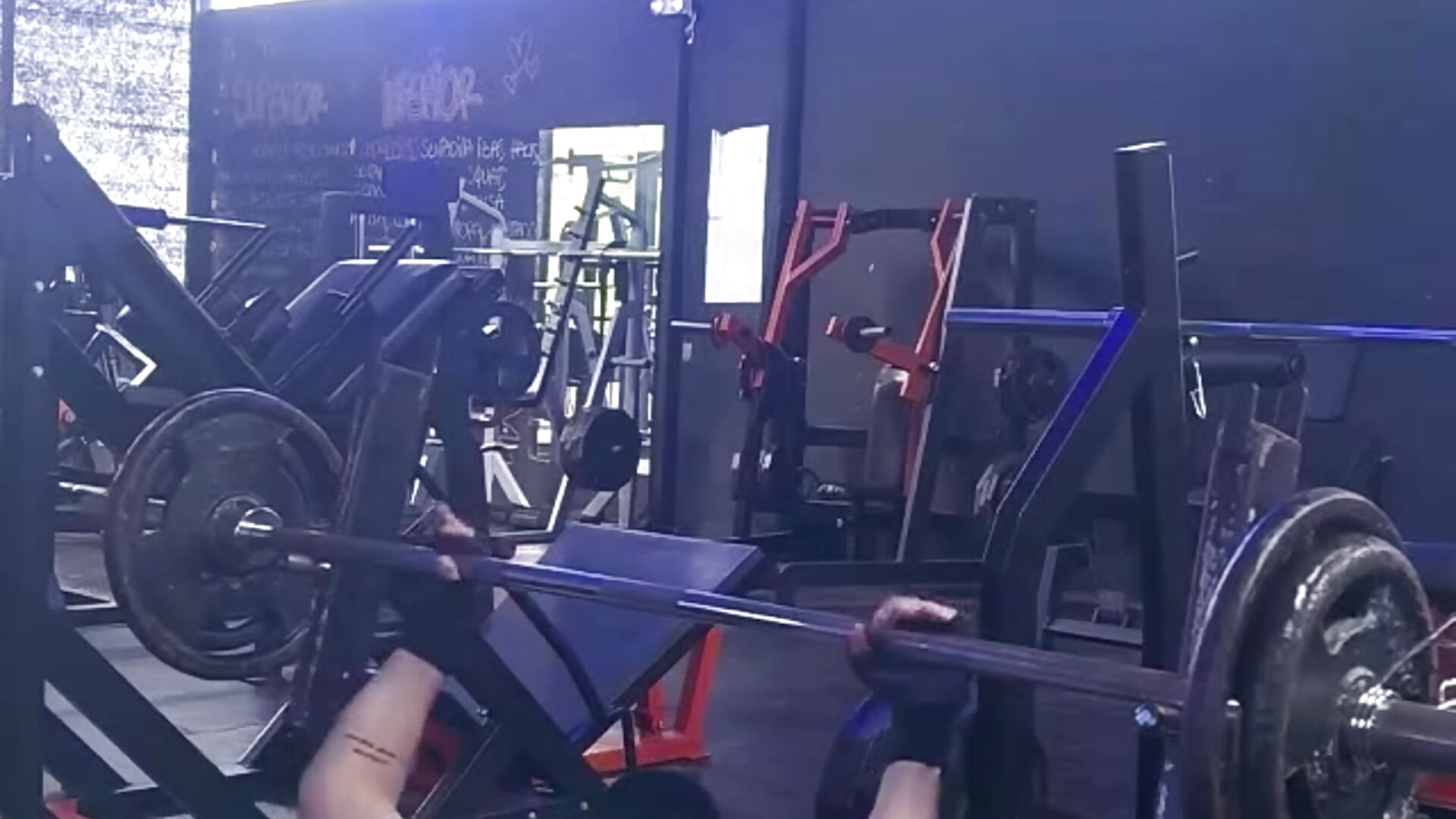 Daily grind - video av HyperCore_Interactive cam-modell