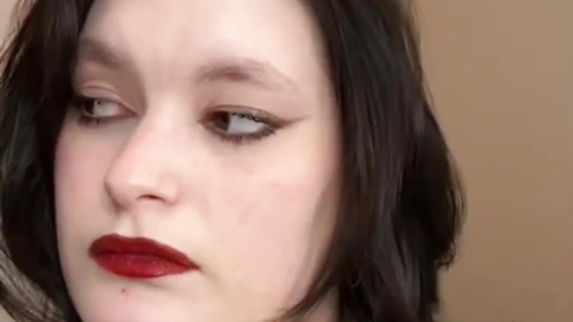 Play with me– ManaGallob kameramodell videója