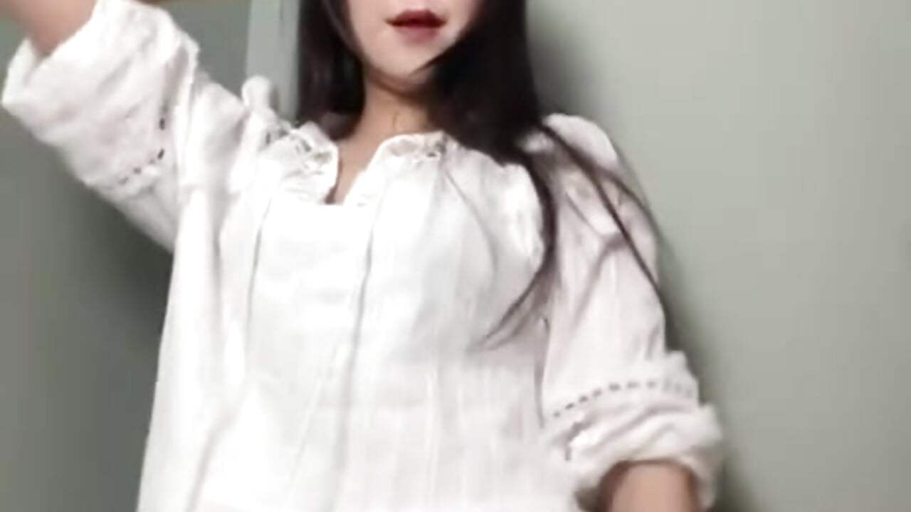 Tempting Glance - video by Elunadesire