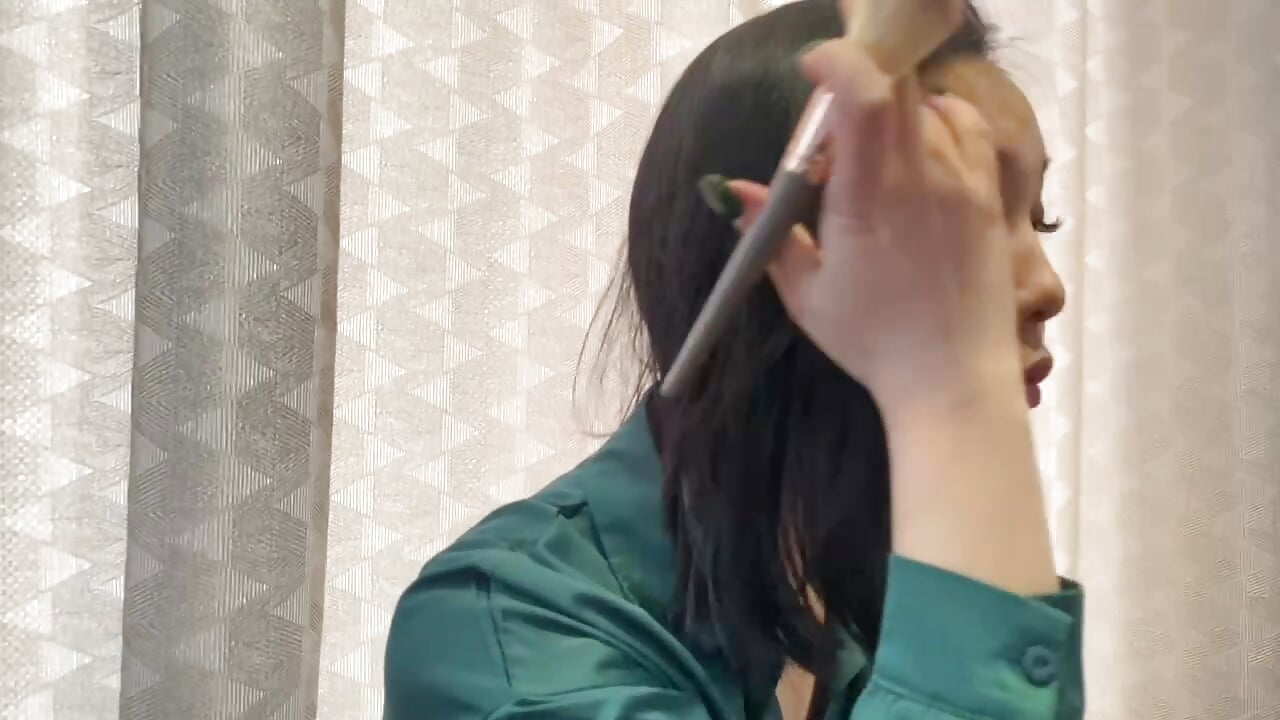 makeup love - video by SuzySult