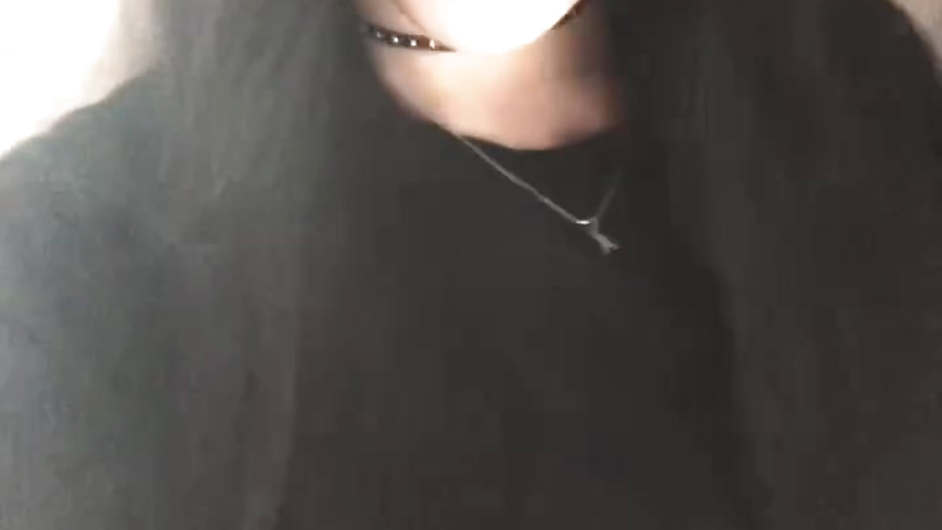 Look how I shine - video van AlisNoire cam-model