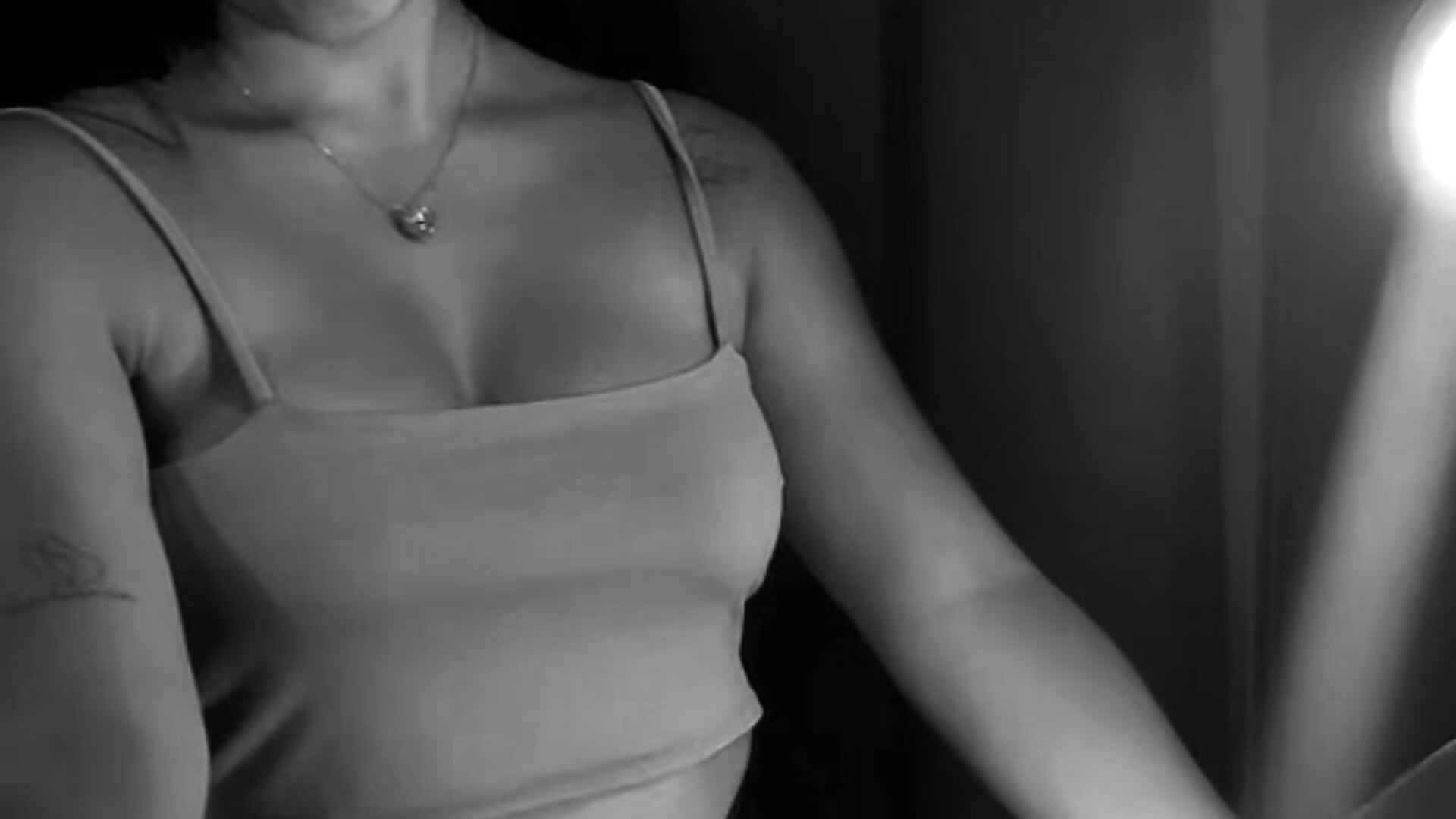 My little face has something special… I light up everything with just one look ✨💖 - فيديو من Leandra-Johnson موديل الكام