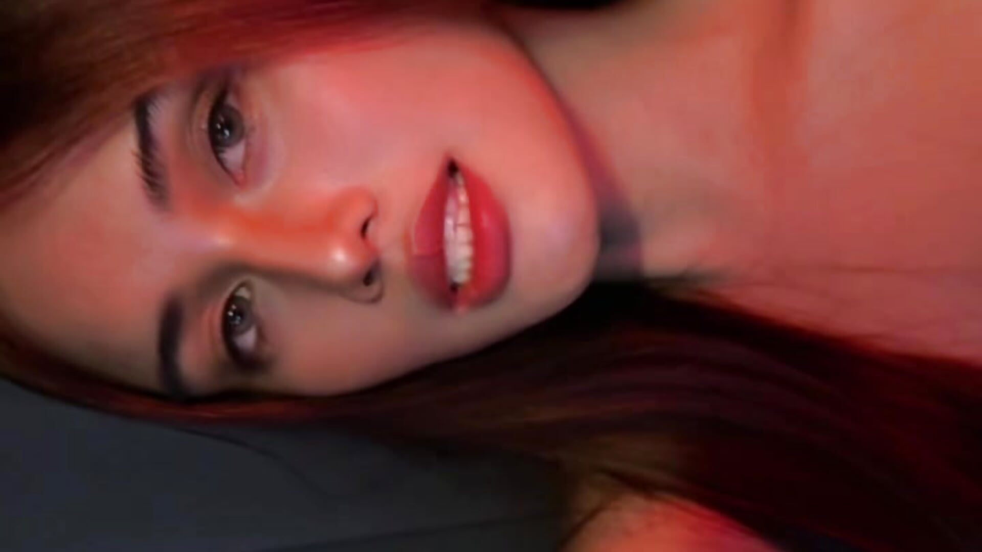 8a00ebc3be284eb7badef0c8801081a4 - video oleh IndebtedAntidote kamera model