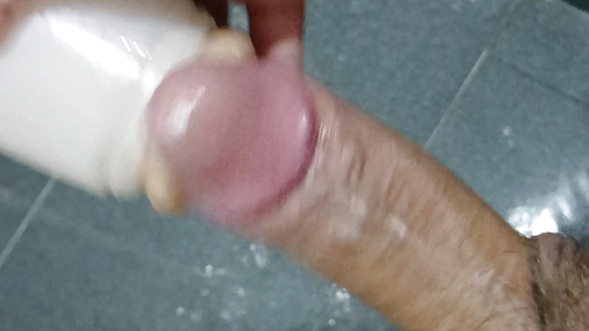 Marturbador de pene - video by OpalineLineman