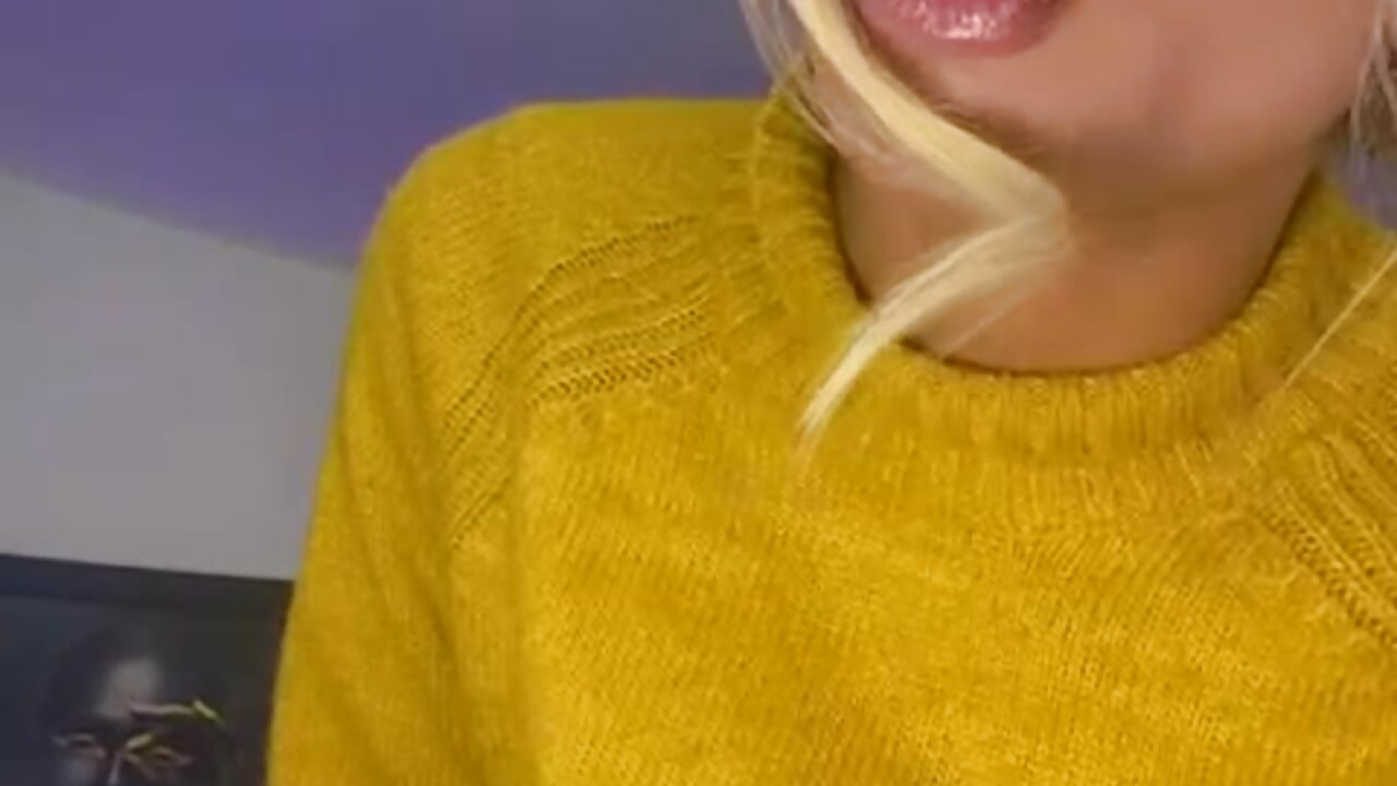 WhatsApp Video 2026-03-03 at 8,38,56 PM - video by Issabela_latina cam model