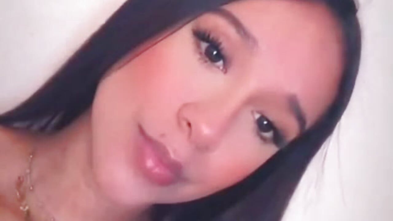 Say hello 💖 - відео від вебкаммоделі _VelvetRose_