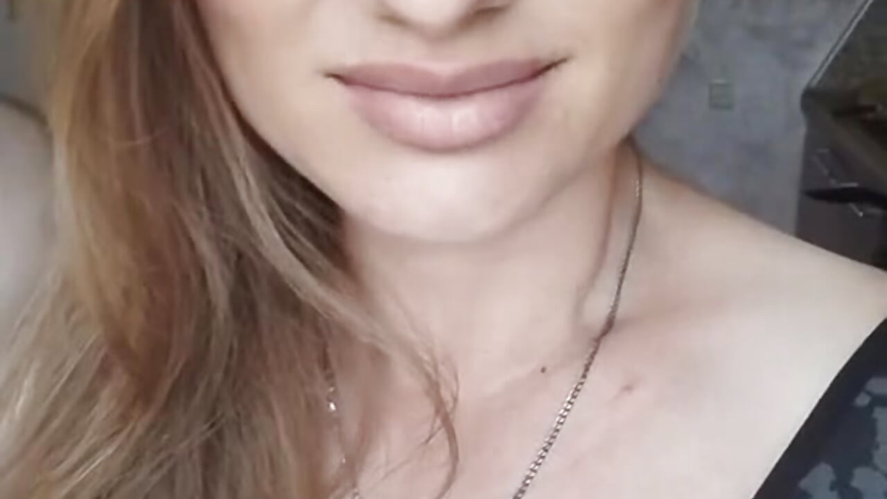 Hi☺️ - video by LioraW cam model