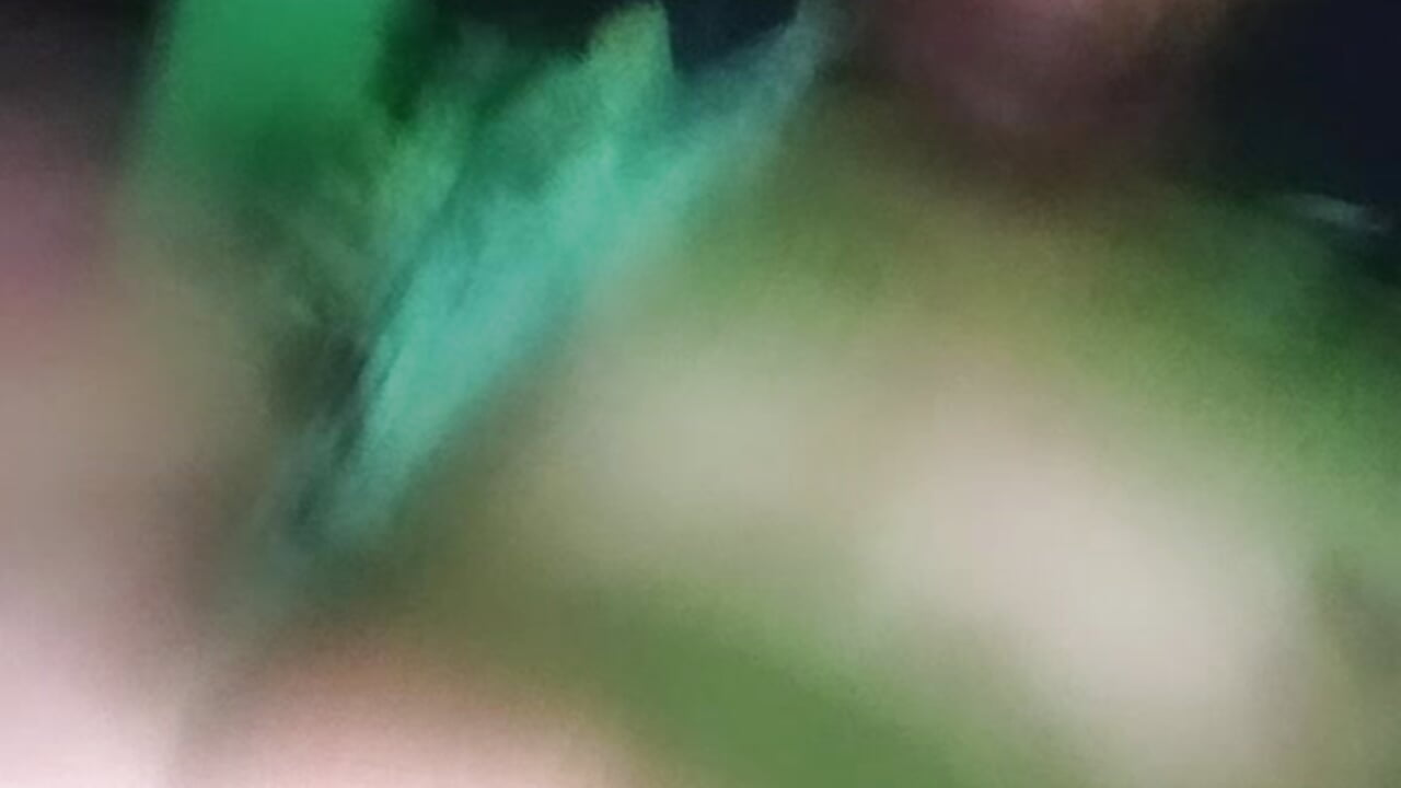 50578 - vidéo du modèle de showcams ResolvedCurfew