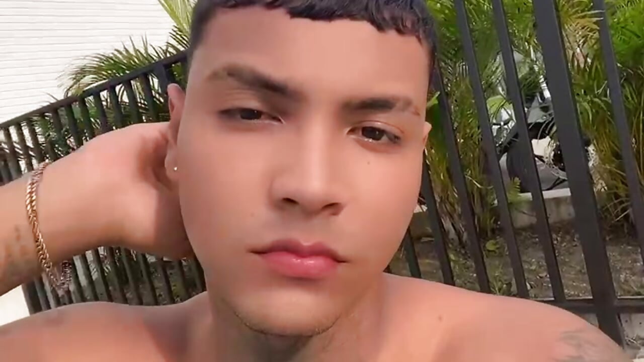 pleased to meet you – video od webkamerové modelky Axell_king07