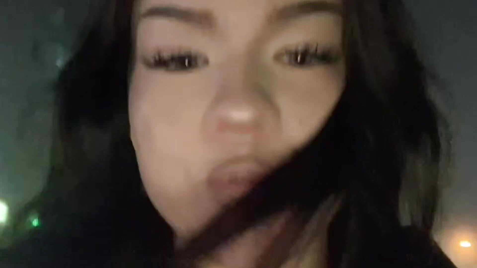 Me <3 - 視頻由 SweetyAmy 主播提供