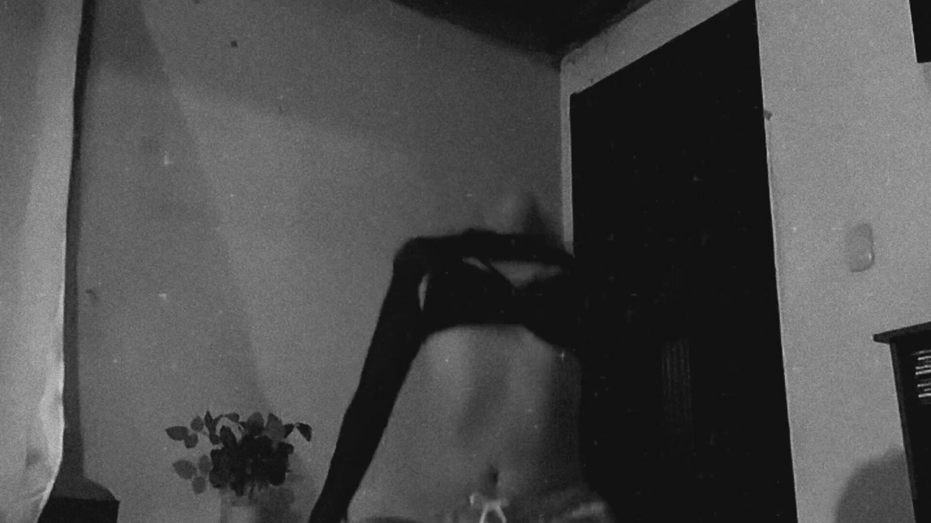 dancer - video by Ashleey_Vega cam model