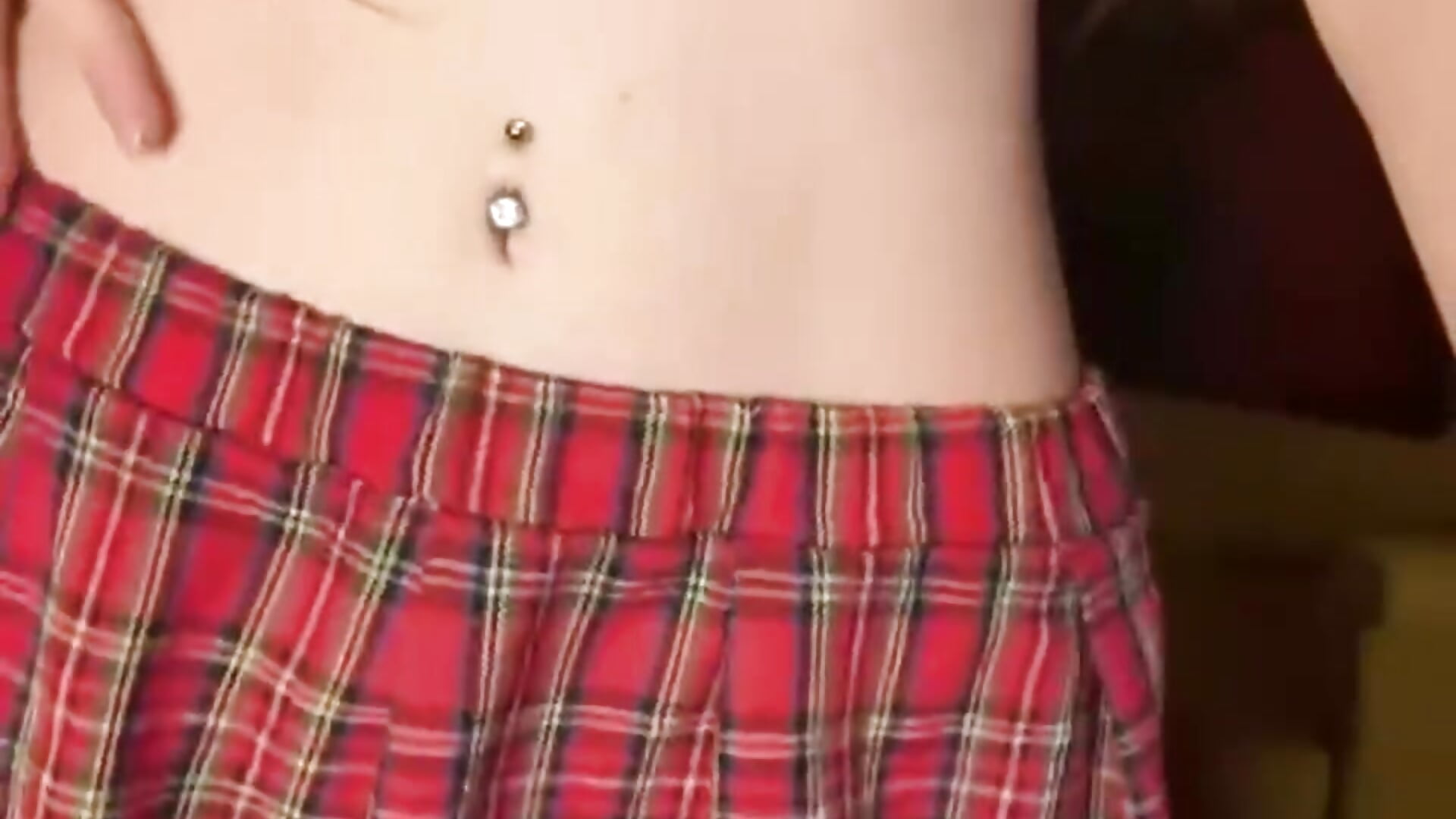 How do you like my tummy? 💋 - video by Enji_Rey