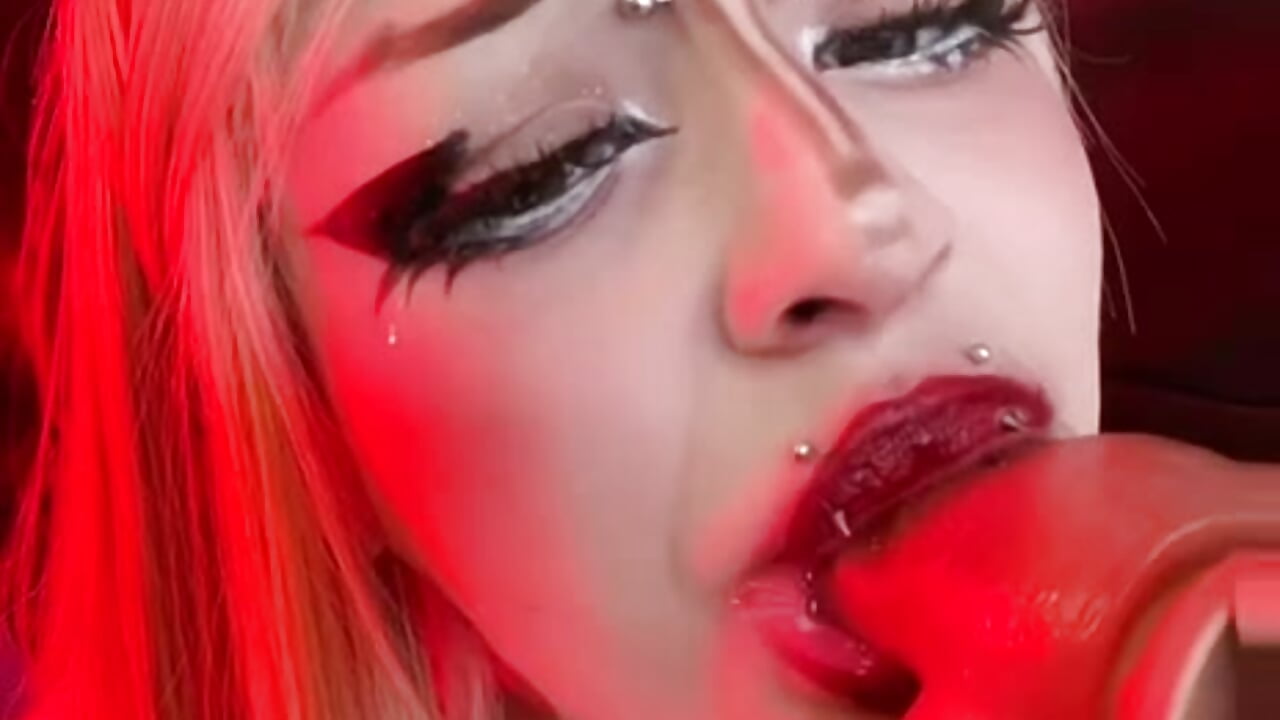 video_2026-03-11_08-36-43 - video di nemesis_castel_ modella di cam