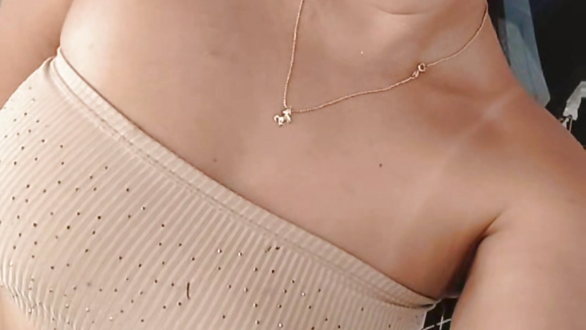 Kisses 😘🫠 – video modela na kameri kendall_bluee