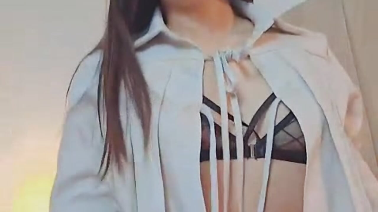 WhatsApp Video 2026-03-04 at 8,05,20 AM (1)－カメラキャストのkarina_foxiの動画