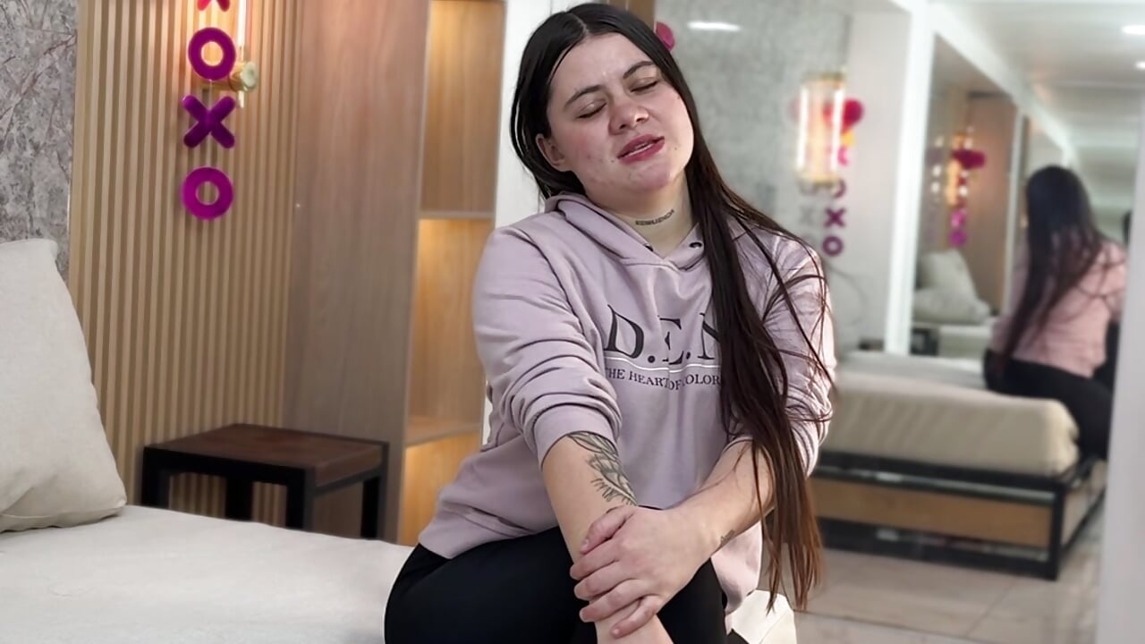 Hello, nice to meet you 🍯 - video by samanntha_beck cam model