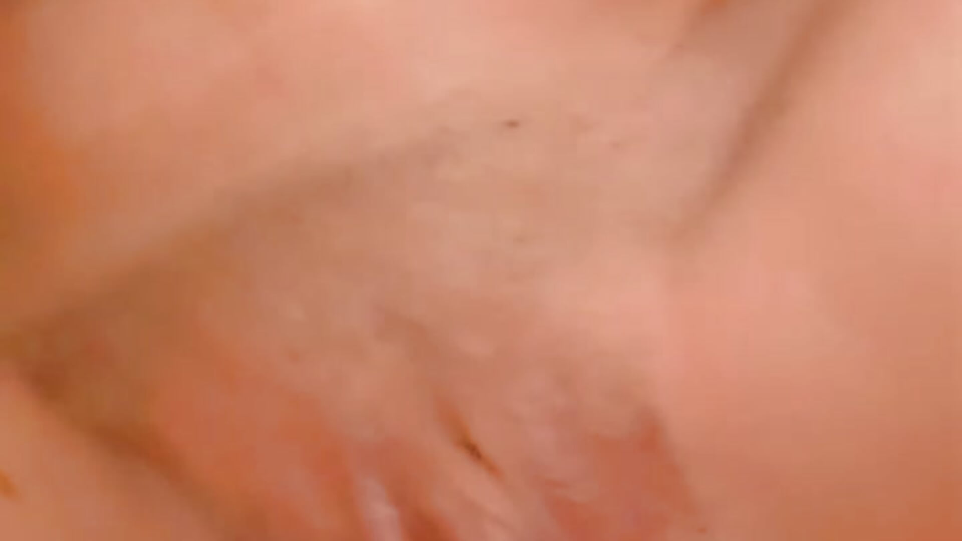 FCEB2AEF-B77B-427E-8F6D-2313C0344A60 Copy - فيديو من sasha1301 موديل الكام