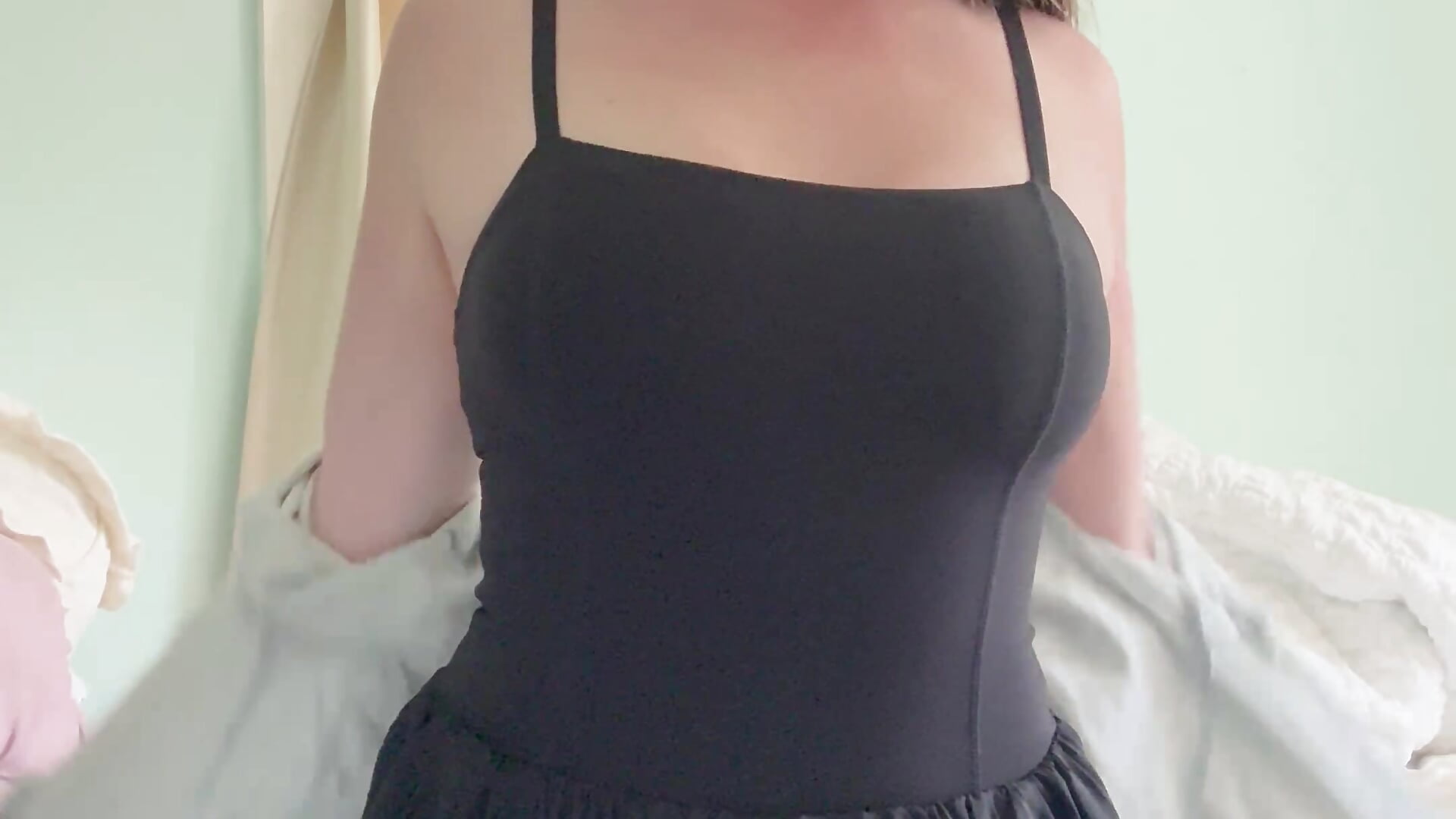 😇 - WickedWifeXO adlı kamera modelinin videosu