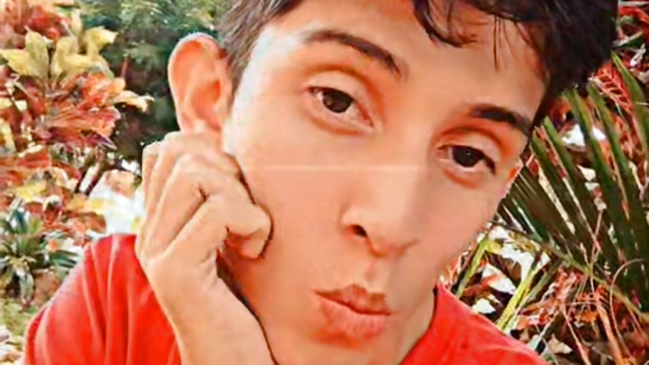 Primavera 🌸 - vídeo de la modelo de cam gomitaboy1