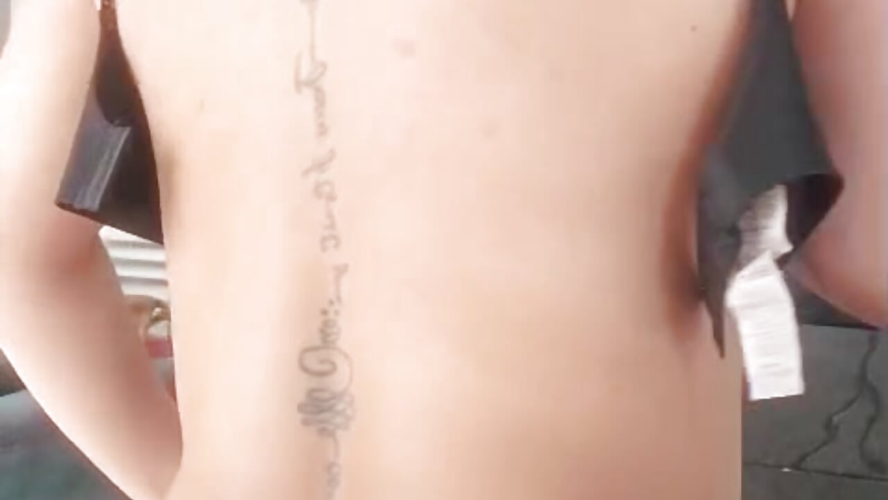 TATUAJE - Laury_98主播的视频