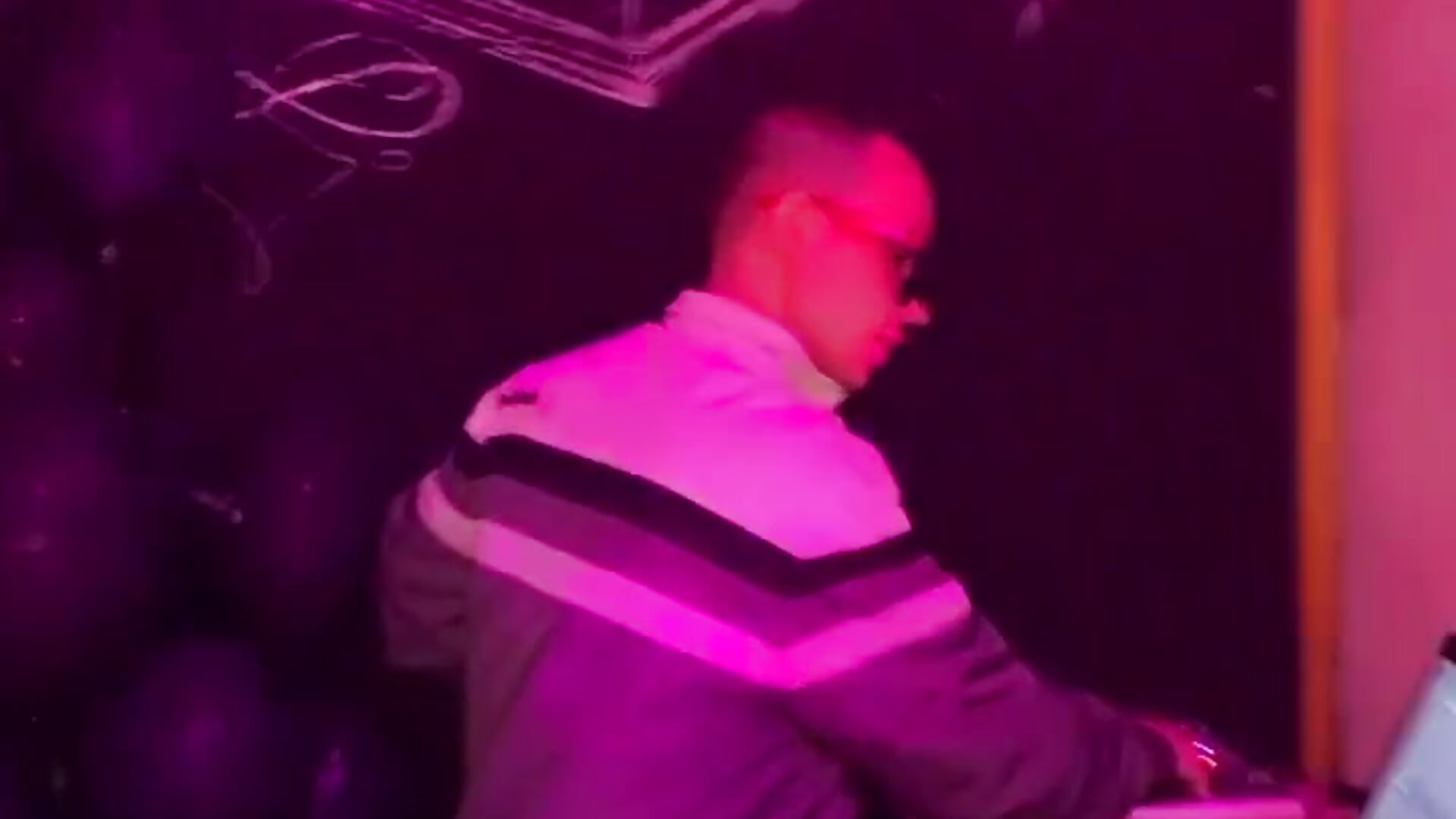 Work - відео від вебкаммоделі Wersew17