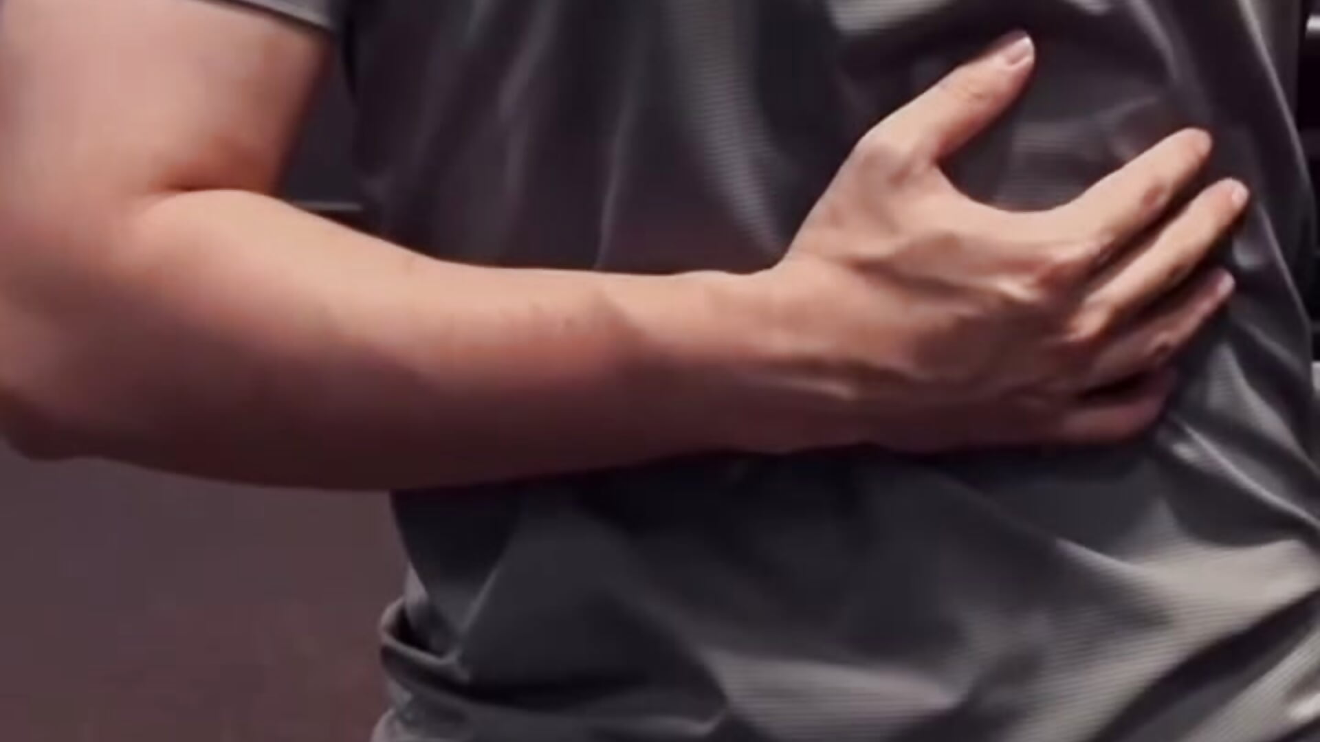 偏左 - vidéo du modèle de showcams Kris4510